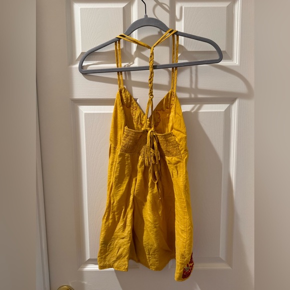 Gold Shirt with red details - Picture 2 of 2